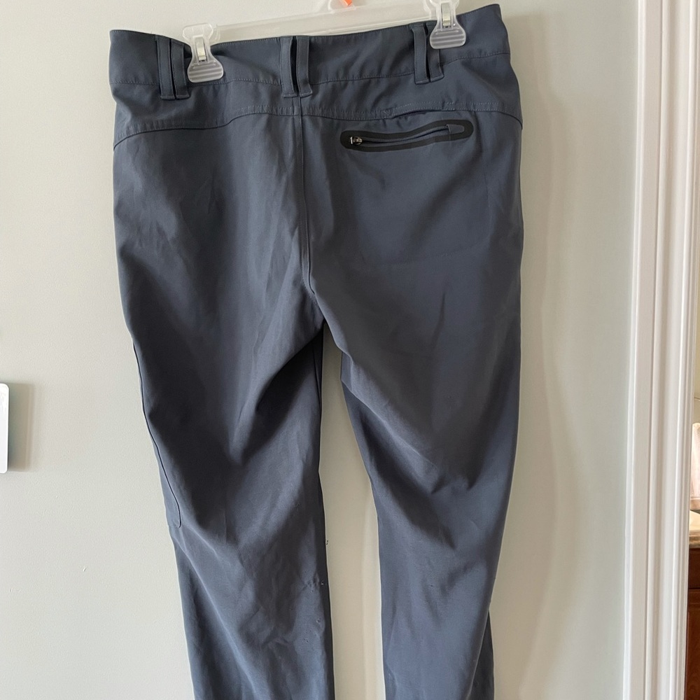 Oakley golf pants for women